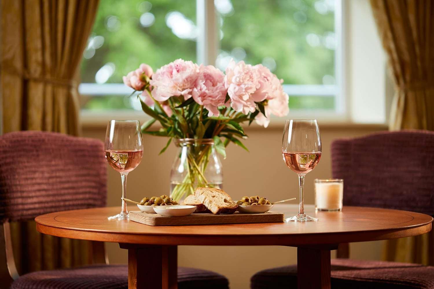 Macdonald Cardrona Hotel, Golf & Spa Peebles Bagian luar foto